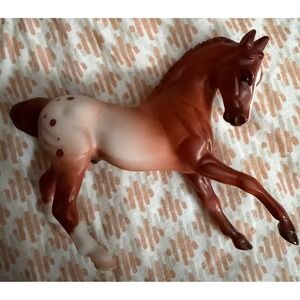 Breyer Stablemates Foal Horse 1999 Chestnut Appaloosa Mystery Foal
